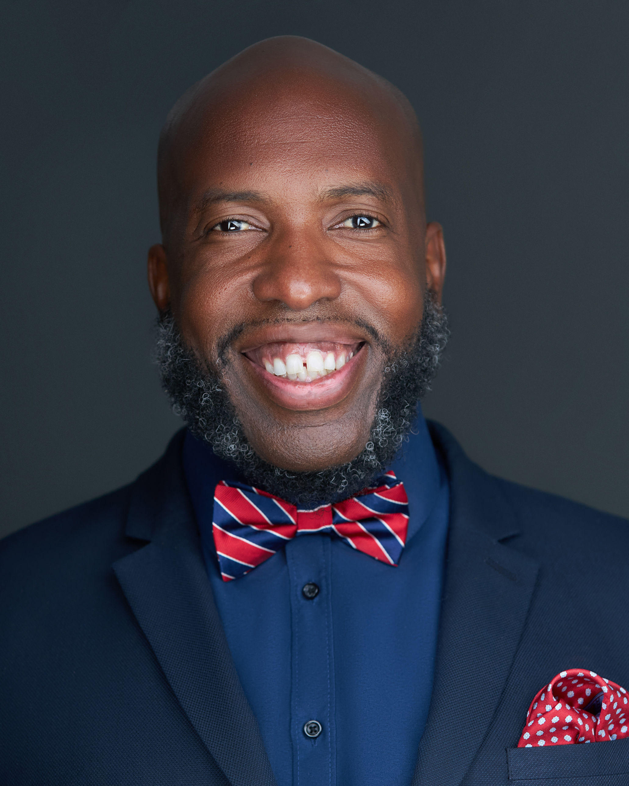 Portrait of Dr. Bryan Dewbury